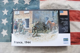 Master Box MB3578 U.S. Paratroopers France 1944 '6 Figures Set & Horsecart'